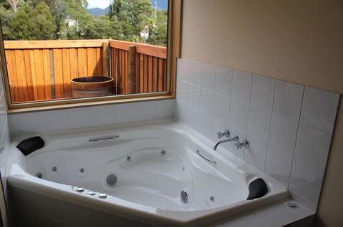 Tullah Lakeside Lodge - Accommodation Port Hedland 17