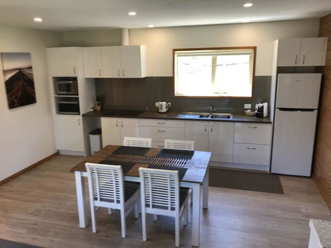 Loma Cottages - Accommodation Port Hedland 0
