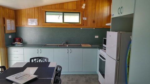 Bicheno Cabin Park - Accommodation Port Hedland 23
