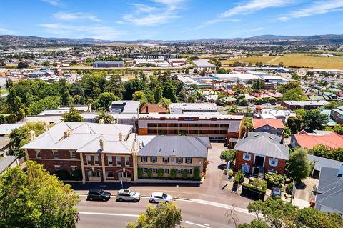 Coach House Launceston - Accommodation Port Hedland 30