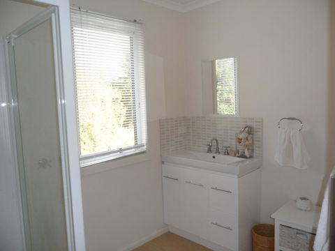 Anchorage Waterfront Retreat - Accommodation Port Hedland 14