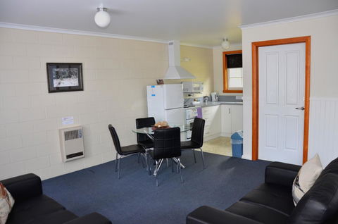 Castaway Holiday Apartments - Accommodation Port Hedland 12
