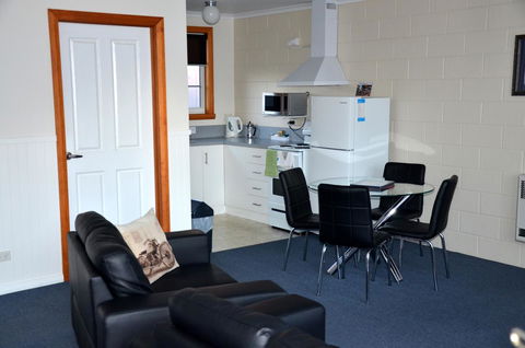 Castaway Holiday Apartments - Accommodation Port Hedland 10