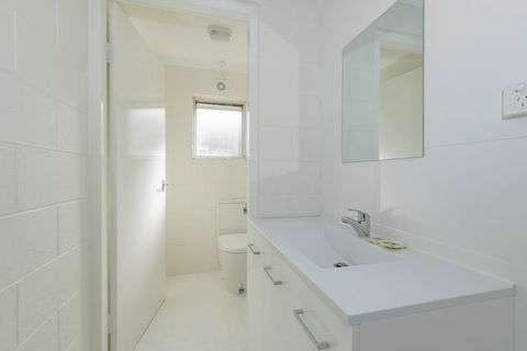 4 Bedroom House - Hobart CBD - Free Parking - Free WIFI - Accommodation Port Hedland 24