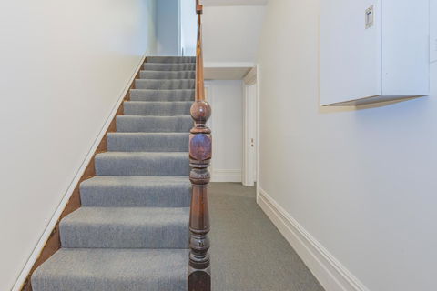 4 Bedroom House - Hobart CBD - Free Parking - Free WIFI - Accommodation Port Hedland 7