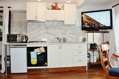 Million Dollar Views - Accommodation Port Hedland 14