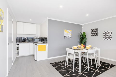 Views Forever - Devonport - Accommodation Port Hedland 7