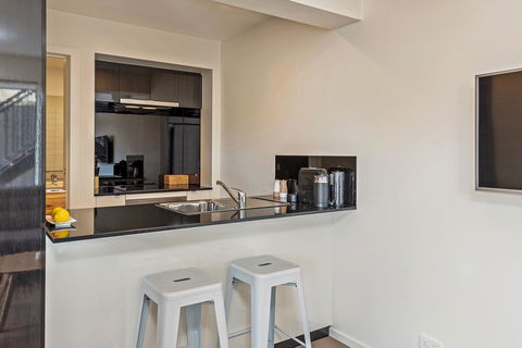 110 Hampden Apartments - Accommodation Port Hedland 5