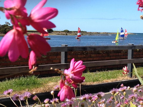 The Waterfront Wynyard - Accommodation Port Hedland 7
