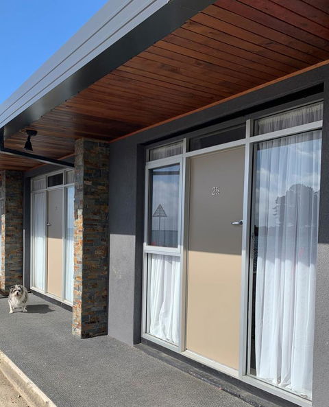The Waterfront Wynyard - Accommodation Port Hedland 39