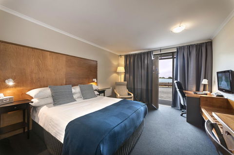 The Waterfront Wynyard - Accommodation Port Hedland 27