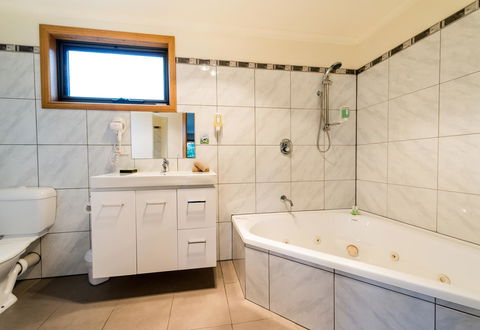 Driftwood Strahan Villas - Accommodation Port Hedland 0