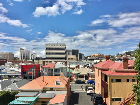 Hobart Inner City Apartment - Accommodation Port Hedland 13