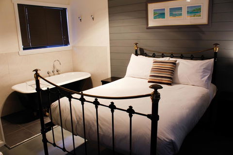 Mermaids Of Bicheno - Accommodation Port Hedland 7