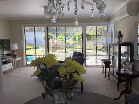 Garden By The Beach - Gateway To The East Coast, Close To Airport - Accommodation Port Hedland 11