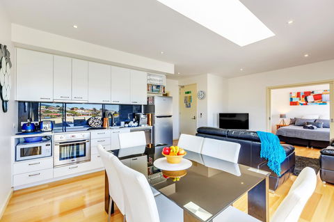 Bellerive Marina View Apartments NO 27 - Accommodation Port Hedland 0