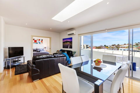 Bellerive Marina View Apartments NO 27 - Accommodation Port Hedland 2