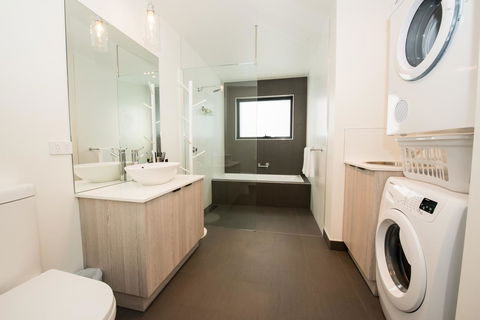 Beach House XIV - Accommodation Port Hedland 12