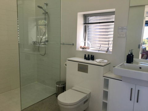 Eaglehawk Pavilions - Accommodation Port Hedland 8