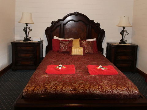 Kerrellie Cottages 2, 4 & 8 Reid Street - Accommodation Port Hedland 4