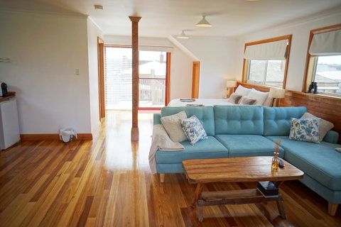 @ The Beach & Not Quite @ The Beach Holiday Cottages - Stanley - Accommodation Port Hedland 5