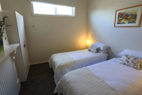 @ The Beach & Not Quite @ The Beach Holiday Cottages - Stanley - Accommodation Port Hedland 23