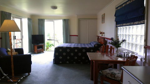 The Crays Accommodation - Accommodation Port Hedland 31