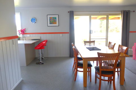 The Crays Accommodation - Accommodation Port Hedland 5