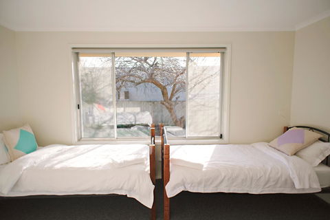 The Holiday Home People - Accommodation Port Hedland 17