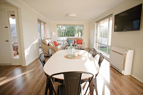 The Holiday Home People - Accommodation Port Hedland 8