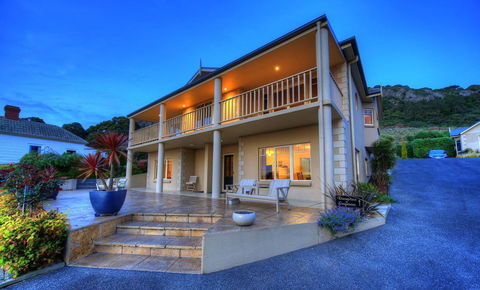 On The Terrace - Accommodation Port Hedland 43