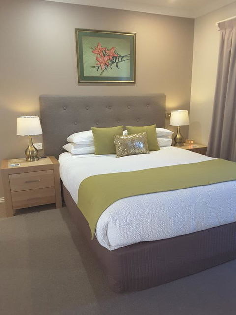 On The Terrace - Accommodation Port Hedland 10