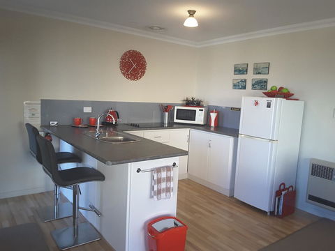 On The Terrace - Accommodation Port Hedland 32