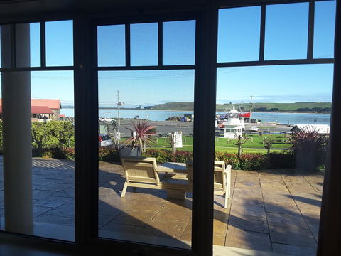 On The Terrace - Accommodation Port Hedland 40