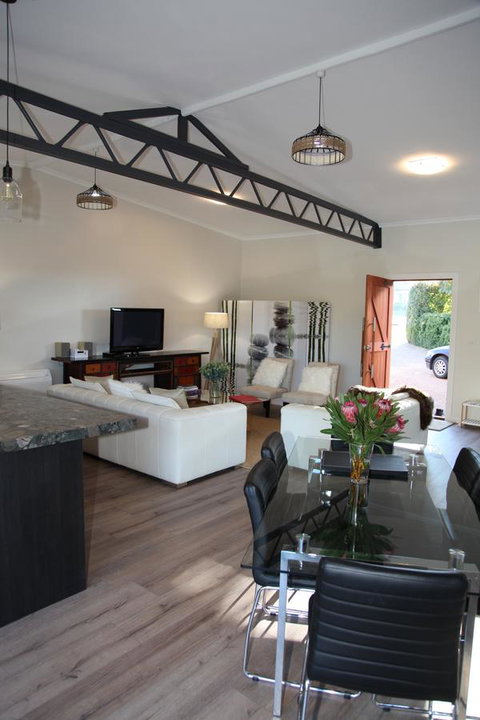 The WeareHouse In Deloraine - Accommodation Port Hedland 29