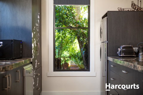 The WeareHouse In Deloraine - Accommodation Port Hedland 12