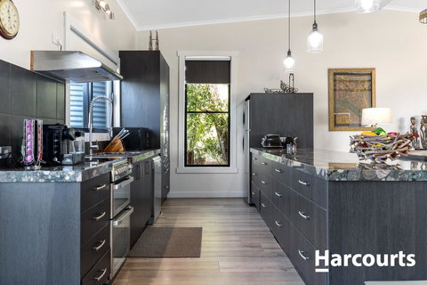 The WeareHouse In Deloraine - Accommodation Port Hedland 6