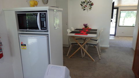 Karoola Cottage Self Contained - Accommodation Port Hedland 6