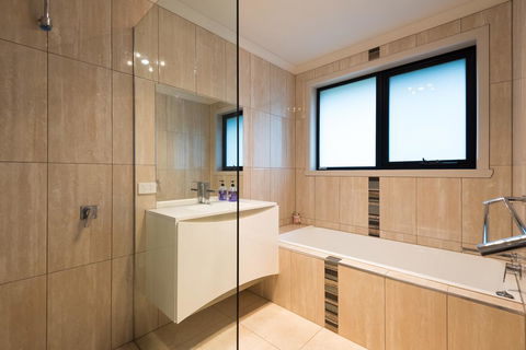 Euphoria House - Accommodation Port Hedland 7