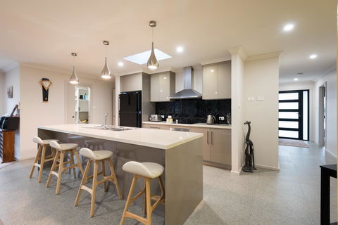 Euphoria House - Accommodation Port Hedland 9