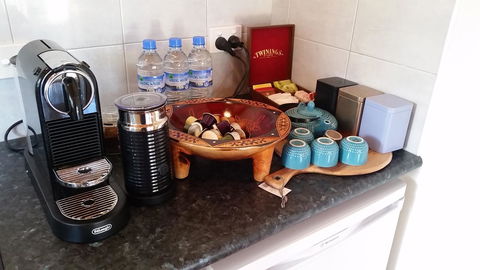 Four Seasons Waterfront Villas - Accommodation Port Hedland 3