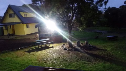 Four Seasons Waterfront Villas - Accommodation Port Hedland 14