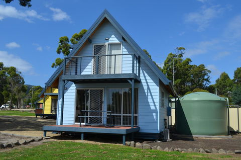 Four Seasons Waterfront Villas - Accommodation Port Hedland 4