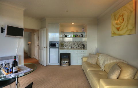 Sheer Pleasure Accommodation - Accommodation Port Hedland 29