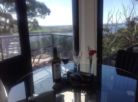 Sheer Pleasure Accommodation - Accommodation Port Hedland 9