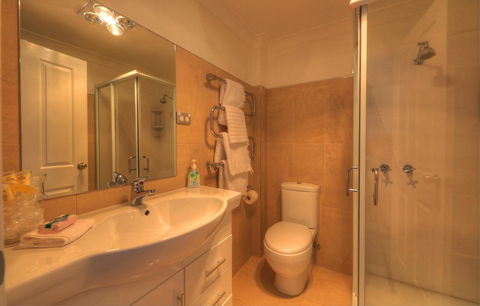 Sheer Pleasure Accommodation - Accommodation Port Hedland 16