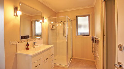 Hobart Villa - Accommodation Port Hedland 10