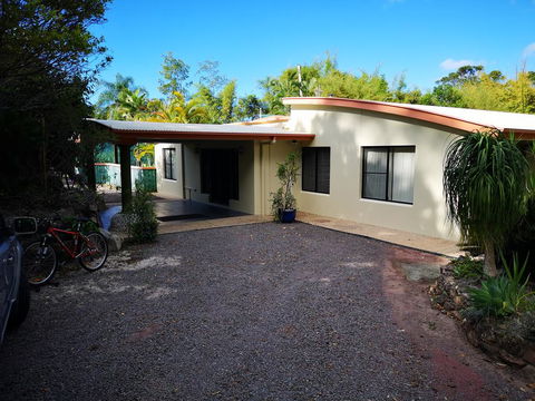Noosa Edge Nudist Retreat - Accommodation Port Hedland 1