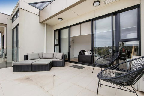 NORTH POINT RETREAT - MORNINGTON - Accommodation Port Hedland 3
