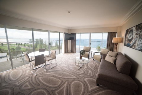 Novotel Wollongong Northbeach - Accommodation Port Hedland 1